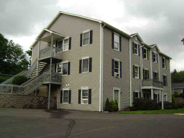 Building photograph for 68 HARRISON LN